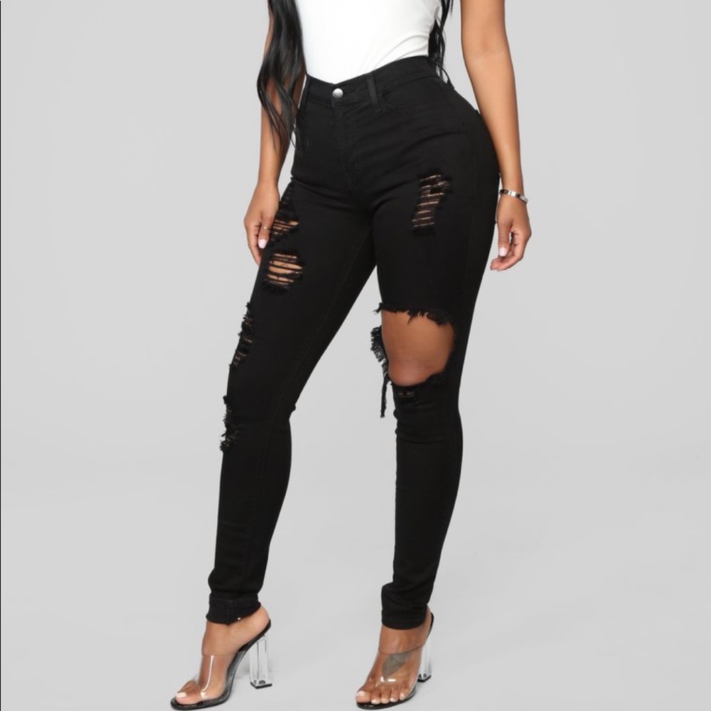 ‘Glistening Jeans’ Fashion Nova Bottoms in Black